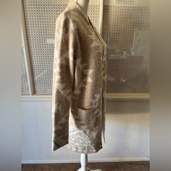 Women’s FRYE Aztec Tribal Western Boho Long Cardigan Sweater - Picture 2 of 6